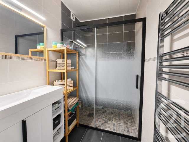 Appartement T3 &agrave; vendre - 3 pi&egrave;ces - 68,69 m2 - Aix Les Bains - 73 - RHONE-ALPES
