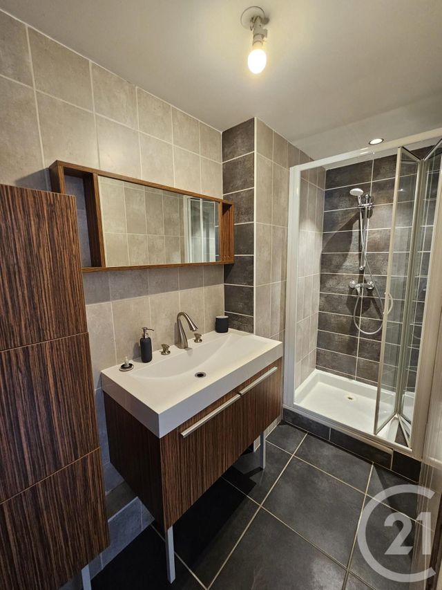 Appartement F3 &agrave; louer - 3 pi&egrave;ces - 48,21 m2 - Sonnaz - 73 - RHONE-ALPES