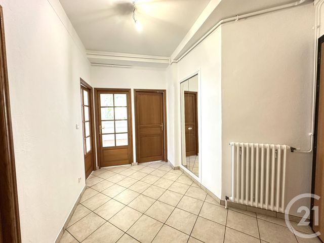Appartement F2 &agrave; louer - 2 pi&egrave;ces - 59,88 m2 - Aix Les Bains - 73 - RHONE-ALPES