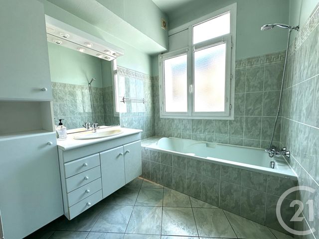 Appartement F2 &agrave; louer - 2 pi&egrave;ces - 59,88 m2 - Aix Les Bains - 73 - RHONE-ALPES