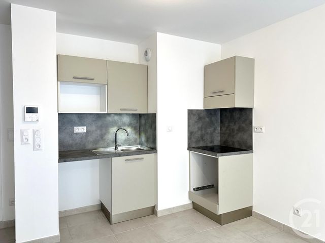 Appartement T3 &agrave; louer - 3 pi&egrave;ces - 61,47 m2 - Aix Les Bains - 73 - RHONE-ALPES