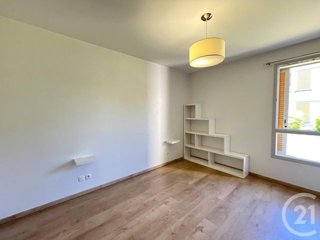 Appartement F3 &agrave; louer - 3 pi&egrave;ces - 61 m2 - Aix Les Bains - 73 - RHONE-ALPES