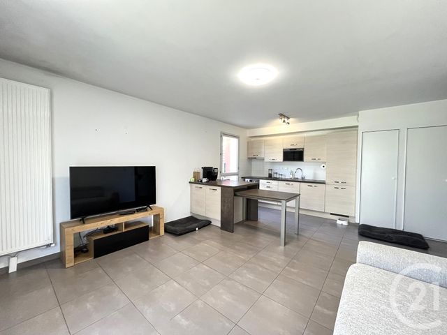 Appartement F3 &agrave; louer - 3 pi&egrave;ces - 61 m2 - Aix Les Bains - 73 - RHONE-ALPES