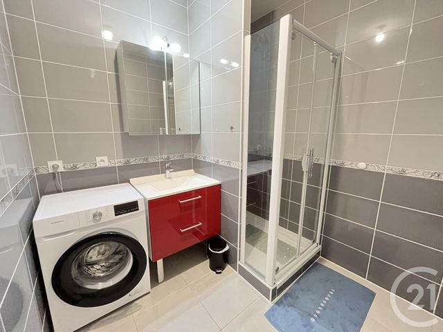 Appartement T2 &agrave; louer - 2 pi&egrave;ces - 50,14 m2 - Aix Les Bains - 73 - RHONE-ALPES