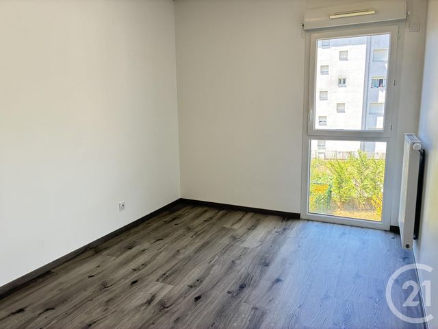 Appartement T3 &agrave; louer - 3 pi&egrave;ces - 65,40 m2 - Aix Les Bains - 73 - RHONE-ALPES