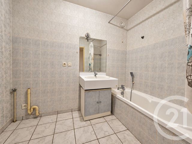 Appartement T2 &agrave; vendre - 2 pi&egrave;ces - 56,13 m2 - Aix Les Bains - 73 - RHONE-ALPES
