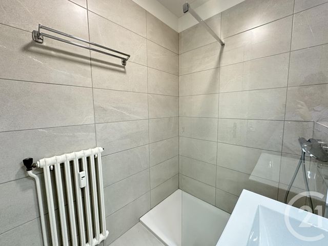 Appartement T1 &agrave; louer - 1 pi&egrave;ce - 30,57 m2 - Aix Les Bains - 73 - RHONE-ALPES