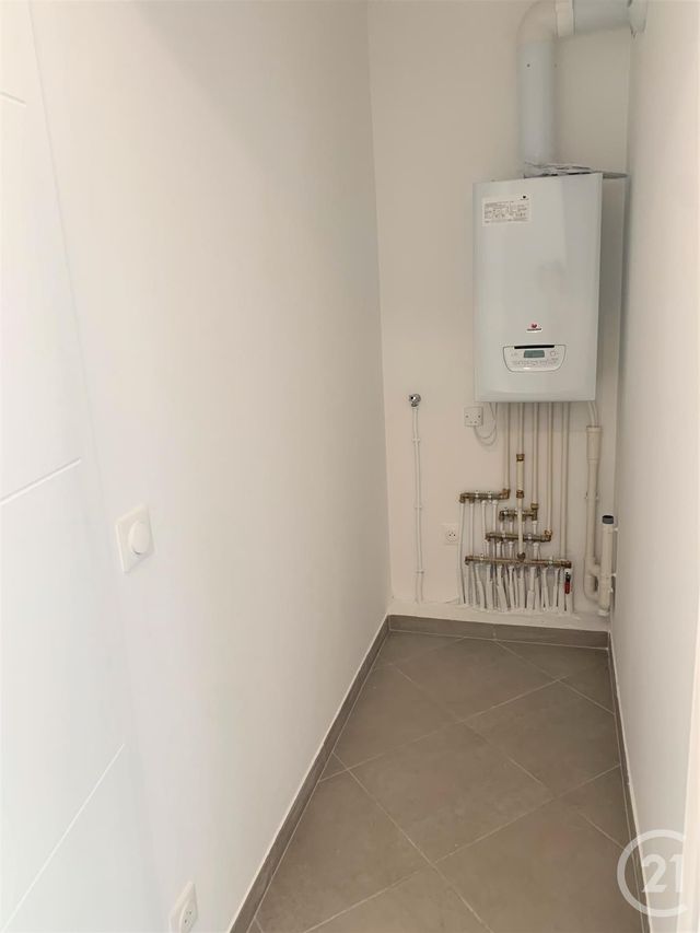 Appartement T4 &agrave; louer - 4 pi&egrave;ces - 81,74 m2 - Challes Les Eaux - 73 - RHONE-ALPES