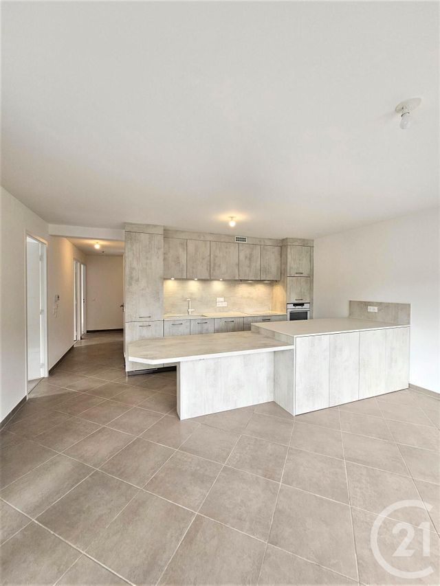Appartement T4 &agrave; louer - 4 pi&egrave;ces - 81,74 m2 - Challes Les Eaux - 73 - RHONE-ALPES