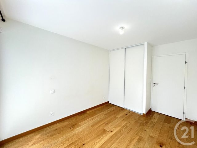 Appartement T3 &agrave; louer - 3 pi&egrave;ces - 72,12 m2 - Aix Les Bains - 73 - RHONE-ALPES