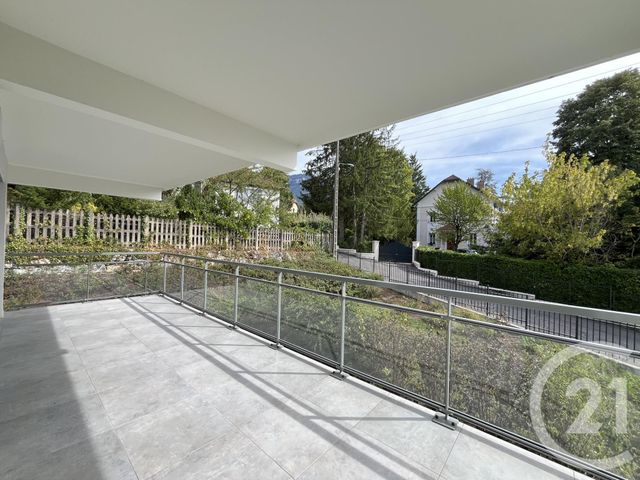Appartement T3 &agrave; louer - 3 pi&egrave;ces - 72,12 m2 - Aix Les Bains - 73 - RHONE-ALPES