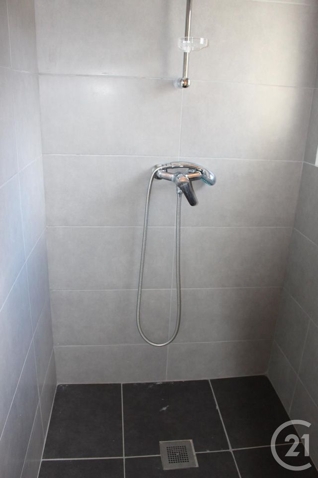 Appartement F1 &agrave; louer - 1 pi&egrave;ce - 31,09 m2 - Aix Les Bains - 73 - RHONE-ALPES