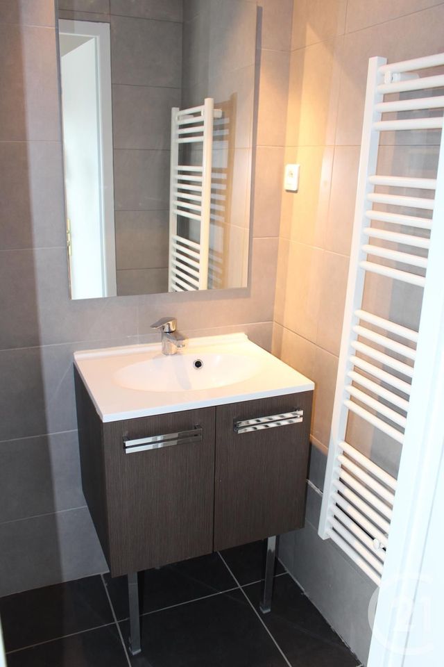 Appartement F1 &agrave; louer - 1 pi&egrave;ce - 31,09 m2 - Aix Les Bains - 73 - RHONE-ALPES
