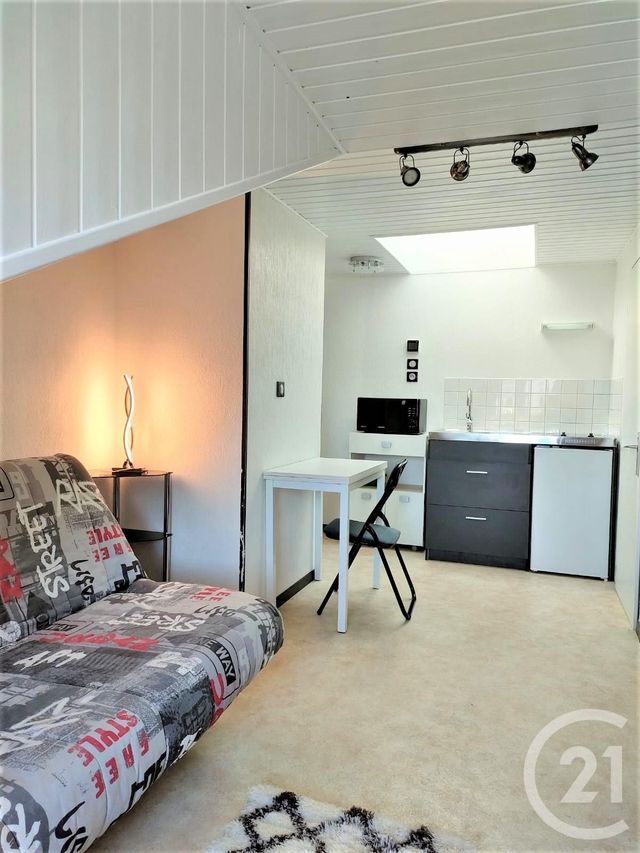 Appartement 1 pièce 15 m² · à Aix-les-Bains · 15,2 m² · 417 €/mois