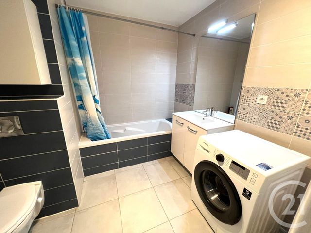 Appartement T2 &agrave; louer - 2 pi&egrave;ces - 40,07 m2 - Aix Les Bains - 73 - RHONE-ALPES