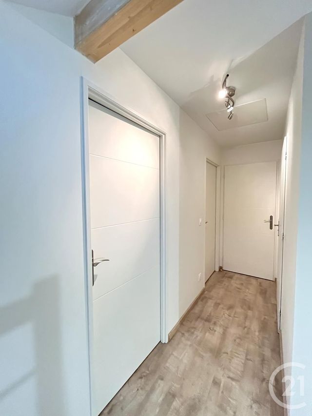 Appartement &agrave; louer - 4 pi&egrave;ces - 76 m2 - Aix Les Bains - 73 - RHONE-ALPES