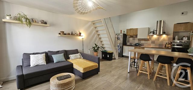 Appartement T2 à louer - 2 pièces - 61,13 m2 - Mont De Marsan - 40 - AQUITAINE