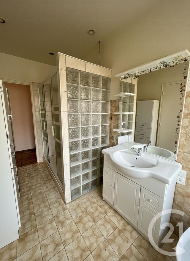 Maison &agrave; vendre - 7 pi&egrave;ces - 144,95 m2 - St Pierre Du Mont - 40 - AQUITAINE