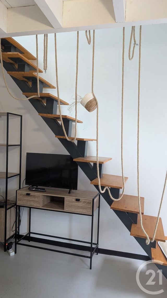 Appartement Duplex à louer - 2 pièces - 18 m2 - Mont De Marsan - 40 - AQUITAINE