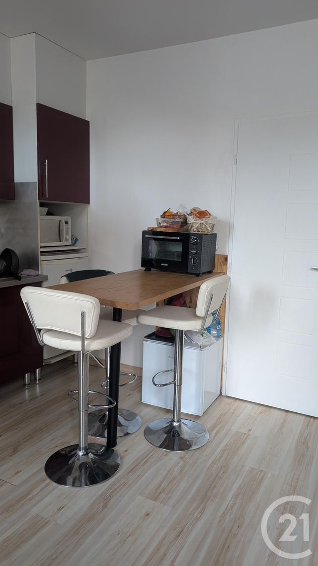 Appartement T1 &agrave; louer - 1 pi&egrave;ce - 27 m2 - Mont De Marsan - 40 - AQUITAINE