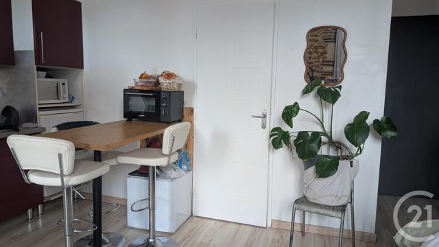 Appartement T1 &agrave; louer - 1 pi&egrave;ce - 27 m2 - Mont De Marsan - 40 - AQUITAINE