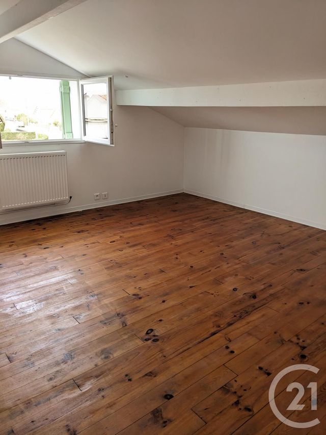 Maison &agrave; louer - 5 pi&egrave;ces - 115,49 m2 - Mont De Marsan - 40 - AQUITAINE