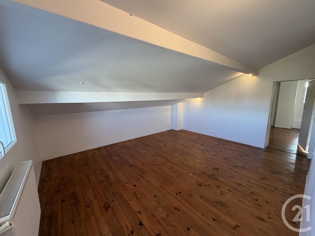 Maison &agrave; louer - 5 pi&egrave;ces - 115,49 m2 - Mont De Marsan - 40 - AQUITAINE