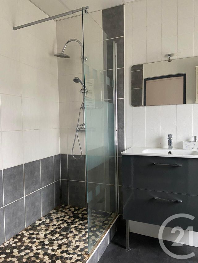 Appartement Studio &agrave; louer - 1 pi&egrave;ce - 33 m2 - Mont De Marsan - 40 - AQUITAINE
