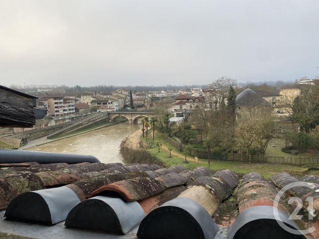 Appartement F2 &agrave; louer - 2 pi&egrave;ces - 55,78 m2 - Mont De Marsan - 40 - AQUITAINE