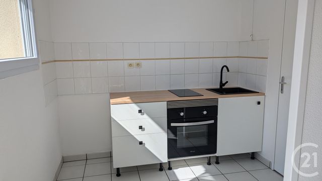 Appartement &agrave; louer - 2 pi&egrave;ces - 45,87 m2 - St Pierre Du Mont - 40 - AQUITAINE