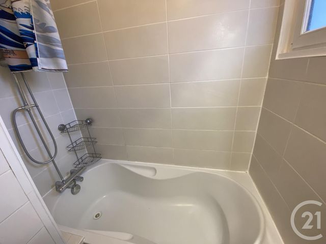 Maison &agrave; louer - 3 pi&egrave;ces - 60 m2 - Mont De Marsan - 40 - AQUITAINE