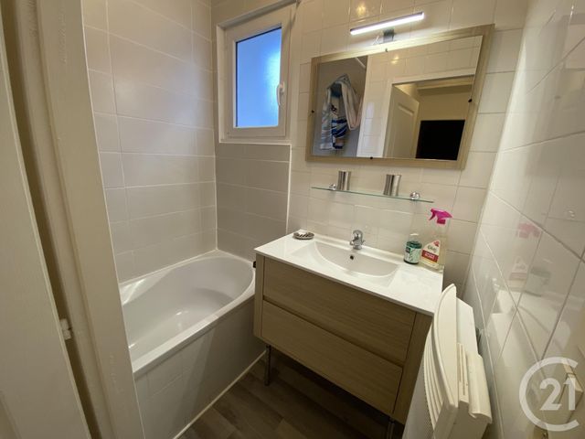 Maison &agrave; louer - 3 pi&egrave;ces - 60 m2 - Mont De Marsan - 40 - AQUITAINE