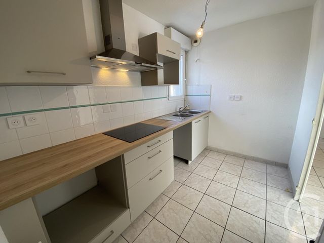 Appartement F3 &agrave; louer - 2 pi&egrave;ces - 61,37 m2 - Mont De Marsan - 40 - AQUITAINE