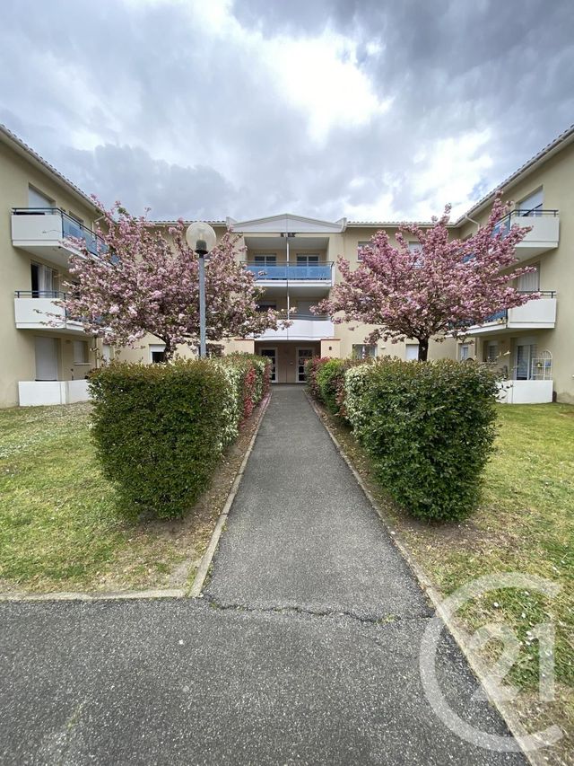Appartement F2 bis &agrave; louer - 2 pi&egrave;ces - 52 m2 - St Pierre Du Mont - 40 - AQUITAINE