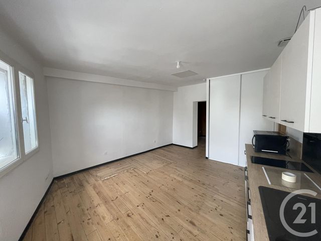 Appartement Studio &agrave; louer - 1 pi&egrave;ce - 25 m2 - Mont De Marsan - 40 - AQUITAINE