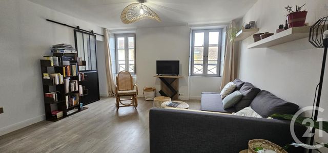 Appartement T2 &agrave; louer - 2 pi&egrave;ces - 61,13 m2 - Mont De Marsan - 40 - AQUITAINE