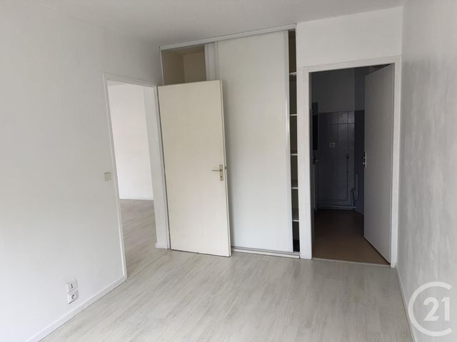 Appartement F2 &agrave; louer - 2 pi&egrave;ces - 46,73 m2 - Mont De Marsan - 40 - AQUITAINE