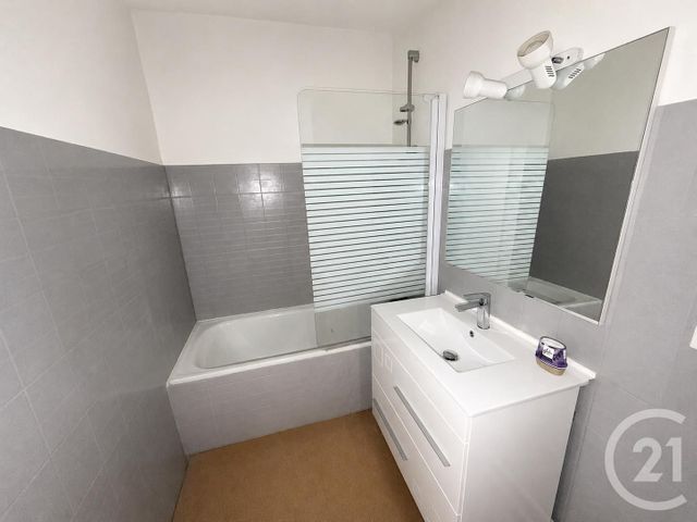 Appartement F2 &agrave; louer - 2 pi&egrave;ces - 46,73 m2 - Mont De Marsan - 40 - AQUITAINE