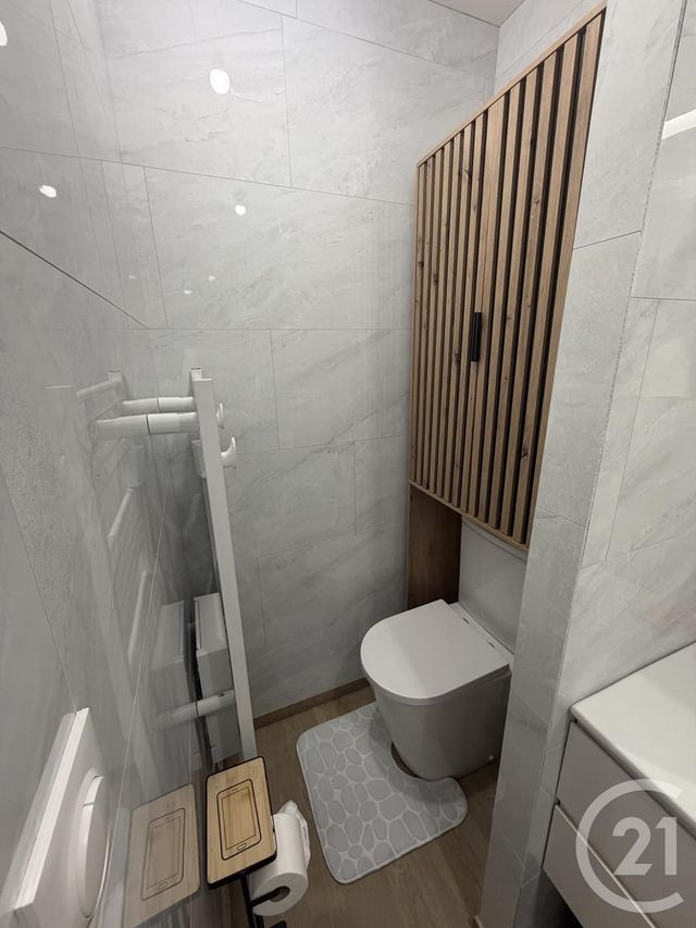Appartement F3 &agrave; louer - 3 pi&egrave;ces - 35,45 m2 - Mont De Marsan - 40 - AQUITAINE