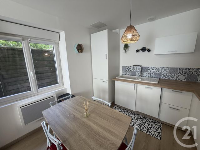 Appartement F3 &agrave; louer - 3 pi&egrave;ces - 35,45 m2 - Mont De Marsan - 40 - AQUITAINE