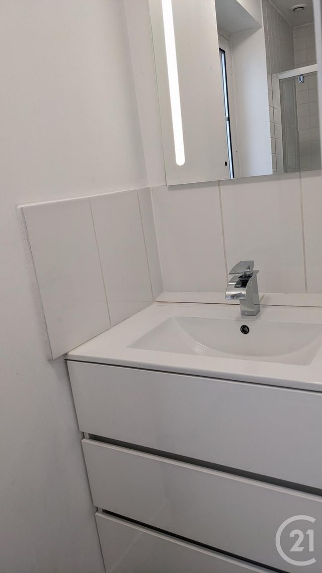 Appartement F2 &agrave; louer - 2 pi&egrave;ces - 28 m2 - Mont De Marsan - 40 - AQUITAINE