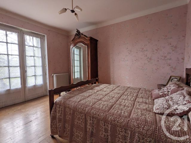 Maison &agrave; vendre - 11 pi&egrave;ces - 215 m2 - St Cyprien - 24 - AQUITAINE