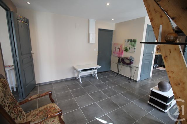 Appartement F2 &agrave; louer - 2 pi&egrave;ces - 42,12 m2 - Les Eyzies De Tayac Sireuil - 24 - AQUITAINE