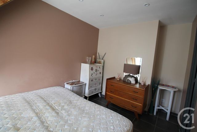 Appartement F2 &agrave; louer - 2 pi&egrave;ces - 42,12 m2 - Les Eyzies De Tayac Sireuil - 24 - AQUITAINE