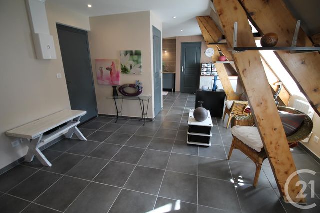 Appartement F2 &agrave; louer - 2 pi&egrave;ces - 42,12 m2 - Les Eyzies De Tayac Sireuil - 24 - AQUITAINE