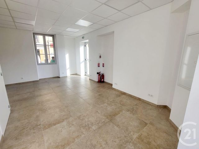 Local commercial à louer - 29.48 m2 - 24 - Dordogne