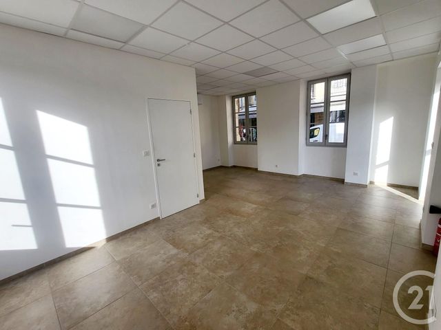 Local commercial à louer - 29.48 m2 - 24 - Dordogne