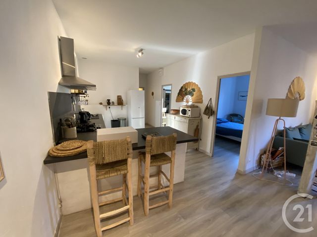 Appartement F3 &agrave; louer - 3 pi&egrave;ces - 81 m2 - Montignac - 24 - AQUITAINE