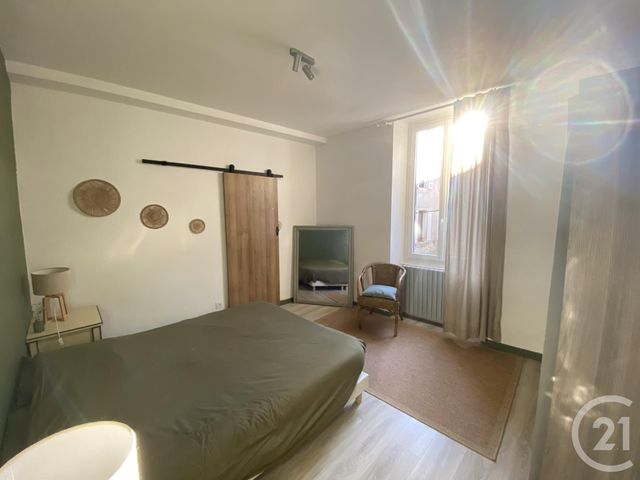 Appartement F3 &agrave; louer - 3 pi&egrave;ces - 81 m2 - Montignac - 24 - AQUITAINE