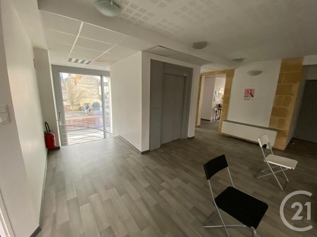 Appartement Local à louer - 1 pièce - 29,40 m2 - Sarlat La Caneda - 24 - AQUITAINE